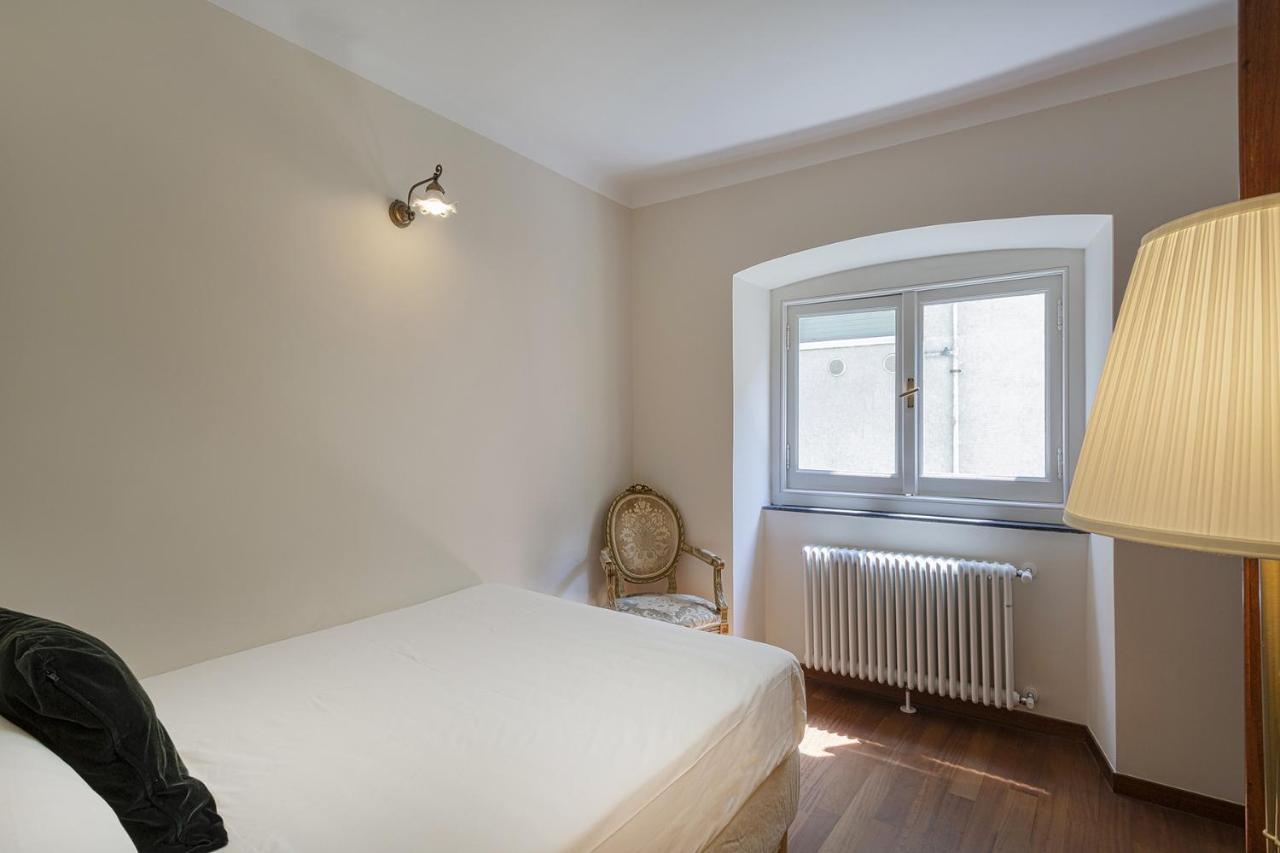 Lomellini Palace Apartments By Wonderful Italy Genoa Bagian luar foto